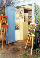 entree de l atelier bleu cerise 